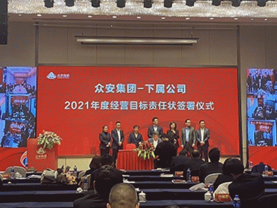 1634693453920156Jb9l.gif 650.gif