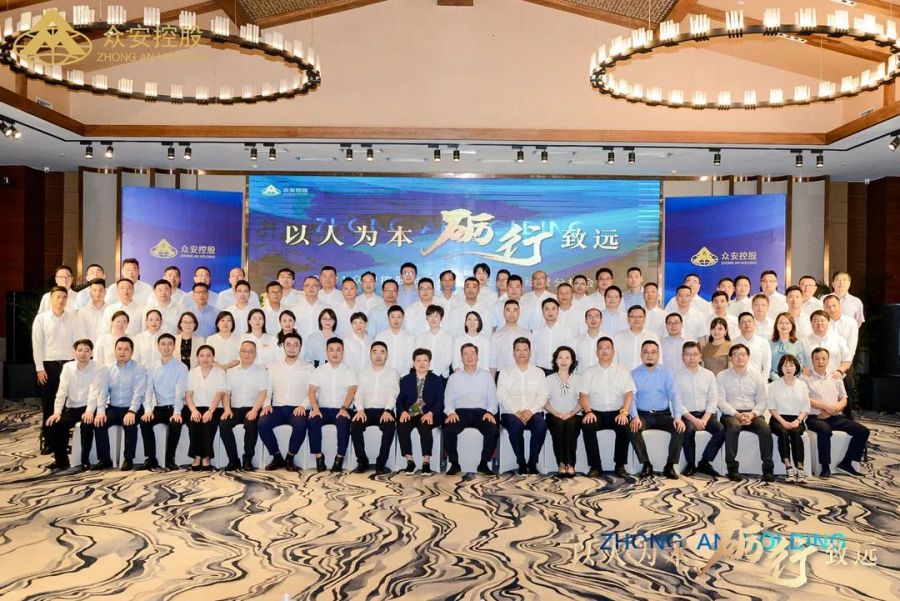 1634722073404666yJ5U.jpg 647.jpg